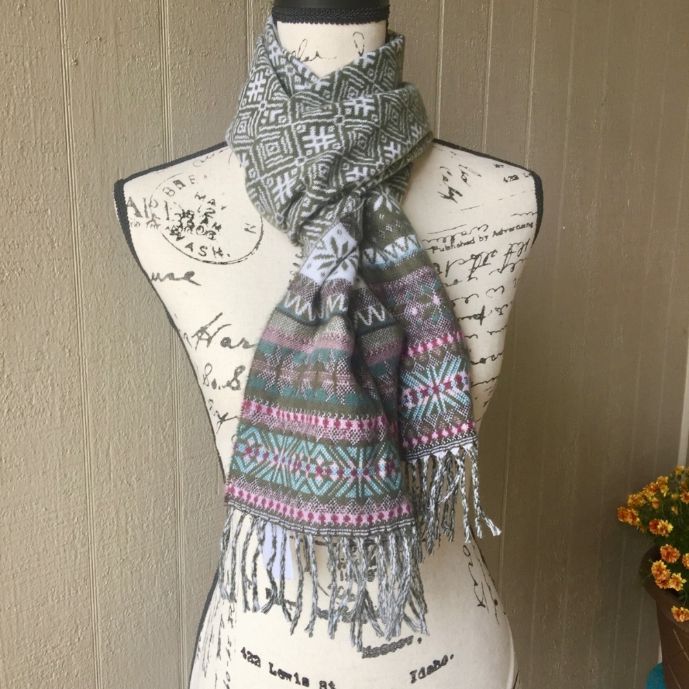 Softer than Cashmere D&Y Scarf